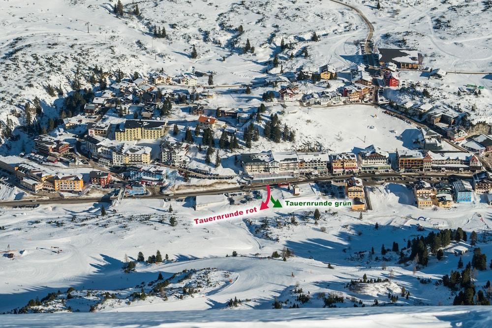 Отель Schuetz Обертауэрн Экстерьер фото